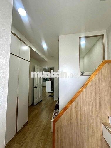 BÁN GẤP CĂN HỘ CHUNG CƯ NGUYỄN KIM 71m2-2pn/2wc TẦNG TRUNG, QUẬN 10 SỔ