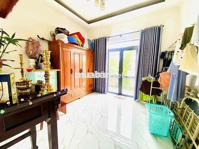 Nhà mặt hẻm 10m Lê Văn Lương, Quận 7 – 4PN, sân xe hơi, kinh doanh ok