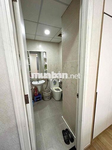 BÁN GẤP CĂN HỘ CHUNG CƯ NGUYỄN KIM 71m2-2pn/2wc TẦNG TRUNG, QUẬN 10 SỔ