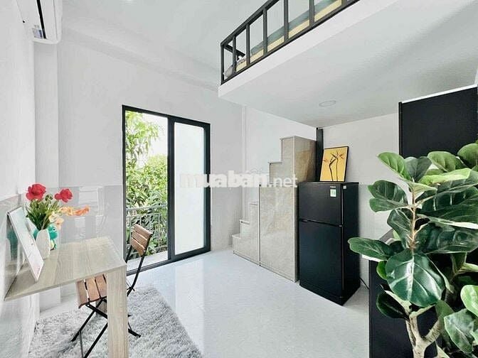 CHO THUÊ PHÒNG FULL NỘI THẤT GẦN ĐH VĂN HIẾN CỬA SỔ - BAN CÔNG