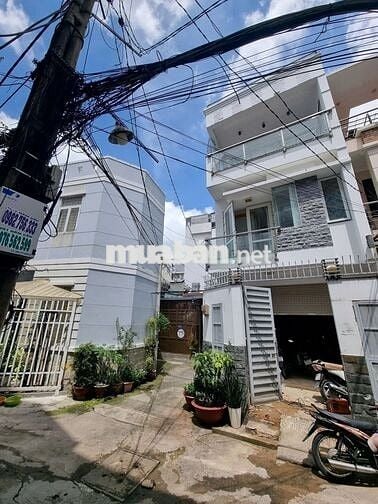 BÁN NHÀ HXH CHDV NƠ TRANG LONG 10CHDV DT 5X20 CN 95M2