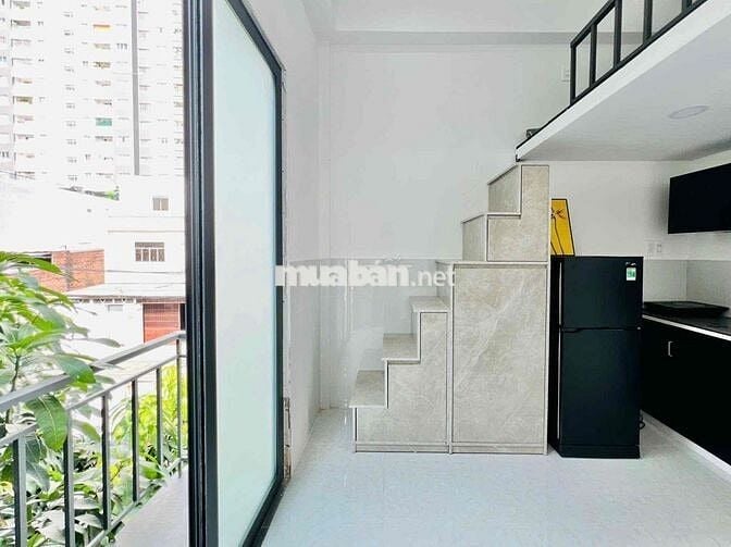 CHO THUÊ PHÒNG FULL NỘI THẤT GẦN ĐH VĂN HIẾN CỬA SỔ - BAN CÔNG