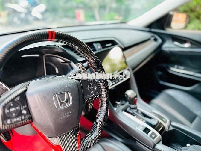 Honda Civic 2020 G 1.8 AT - 95000 km