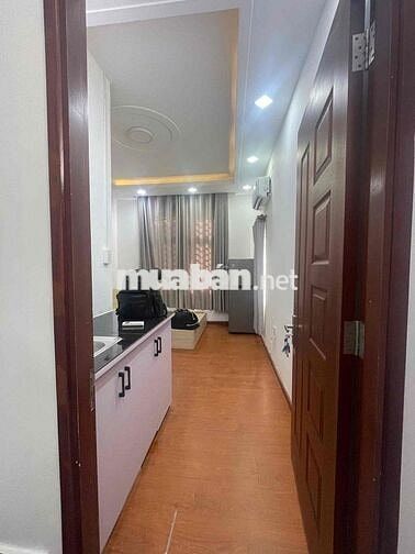 cho thuê căn hộ cửa xổ lớn thoáng mát với đầy đủ nội thất giờ giấc tự
