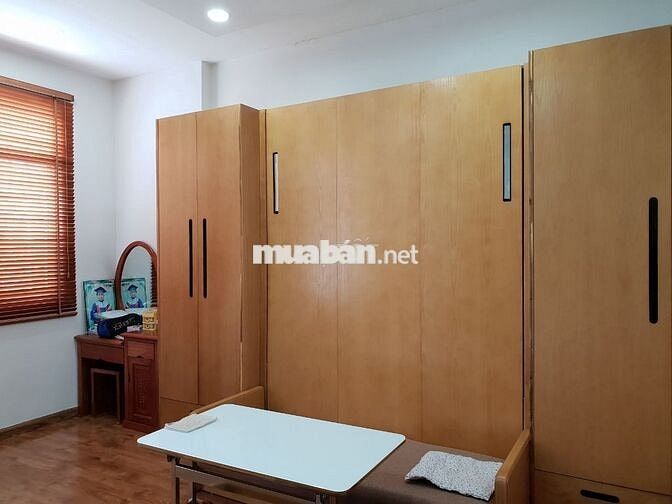 Bán nhà 3 lầu mặt tiền đường 12m, tại hẻm 1979 Huỳnh Tấn Phát, Nhà Bè
