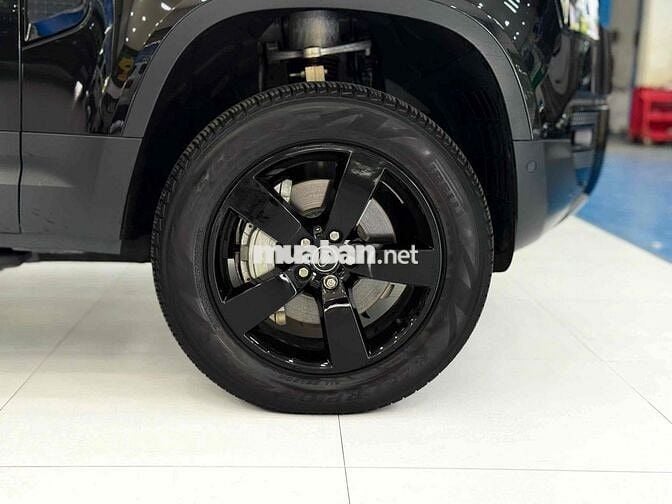 🇬🇧Defender sx 2023 P400 3.0 AT - 11000 km