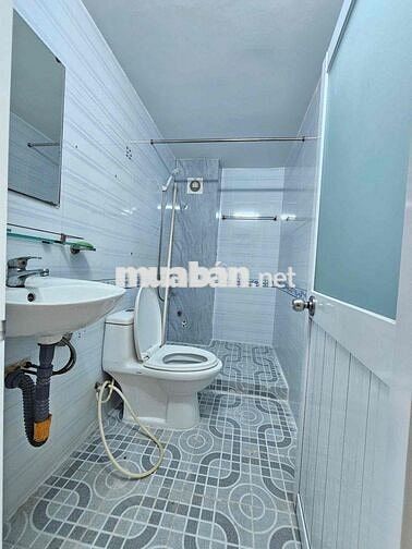 Trống sẵn phòng Ban công mới full nội thất ở Bùi Đình Tuý Bình Thạnh