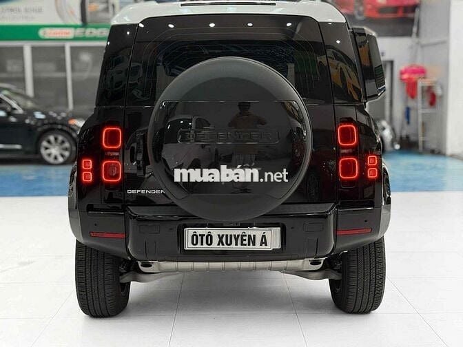 🇬🇧Defender sx 2023 P400 3.0 AT - 11000 km