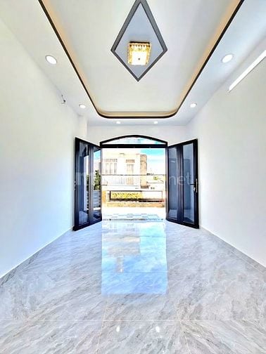 BÁN NHÀ ĐẸP - MỚI HOÀN THIỆN 1 LẦU - TIẾP GIÁP QUẬN 7