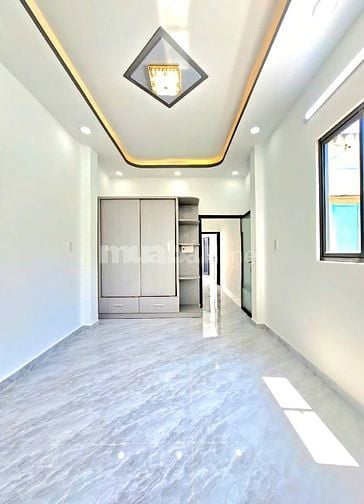 BÁN NHÀ ĐẸP - MỚI HOÀN THIỆN 1 LẦU - TIẾP GIÁP QUẬN 7