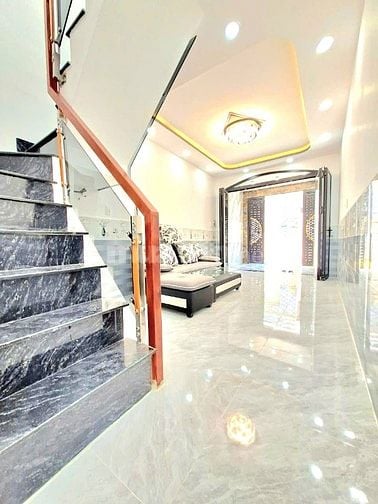 BÁN NHÀ ĐẸP - MỚI HOÀN THIỆN 1 LẦU - TIẾP GIÁP QUẬN 7