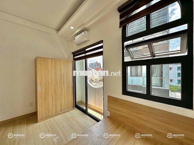 Studio ban công, full nội thất mới, nhà mới ngay Aeon Tân Phú, HUIT