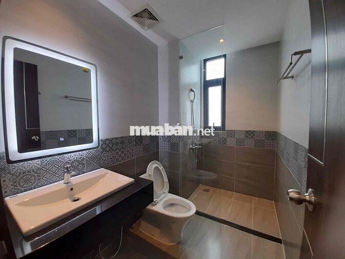 Căn Hộ 1PN Ban Công, Máy Giặt Riêng, NT Xịn Gần Cvien 23/9 - Quận 1