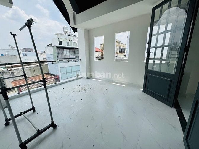 Bán Nhà Hẻm Xe Hơi Tránh Quân 11 -5Tầng-7PN-Giá 8,99 Tỷ 