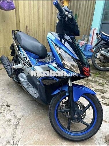 kẹt tiền bán gấp