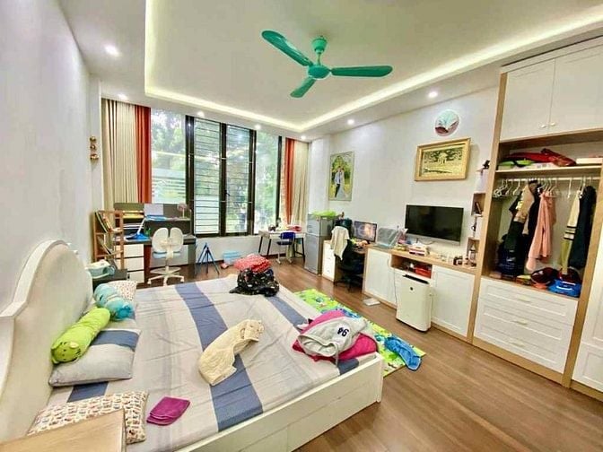 Bán Nhà Ngã Tư Sở - Đống Đa - 32m2, 6 tầng, 5PN, 40M ra Mặt Phố