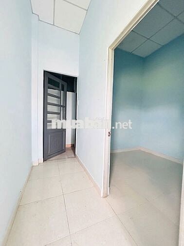 KHÔNG MUỐN BÁN NHƯNG CẦN TIỀN PHẢI NHƯỢNG LẠI GIÁ HỜI1,1TY HÓC MÔN