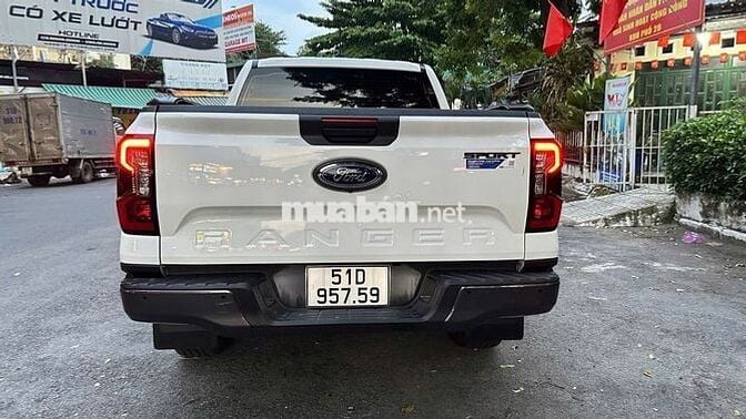 Ford Ranger 2024 Sport 4X4 AT siêu lướt 6000 km