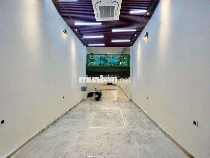 Chính chủ cho thuê nguyên căn góc 2 mặt tiền quận 1 vị trí đẹp 85tr