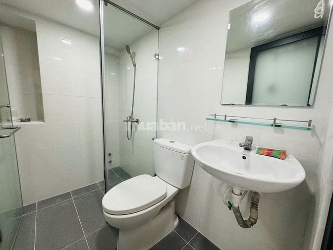 Bán Nhà Hẻm Xe Hơi Tránh Quân 11 -5Tầng-7PN-Giá 8,99 Tỷ 
