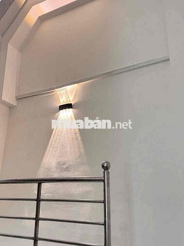 SIÊU PHẨM GIÁP TÊN LỮA 3PN HXH 4 TỶ NHỈN 3 TẦNG ĐẸP Ở NGAY