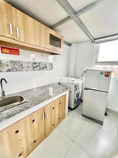 Cho Thuê Phòng Có Gác 40m2 Gần Hutech UTH FTU _Thang Máy_Bảo Vệ_Hầm Xe