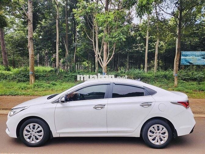 Hyundai Accent 2019 1.4 MT Base - 70000 km
