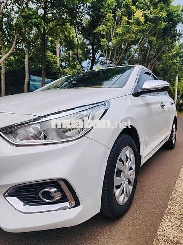 Hyundai Accent 2019 1.4 MT Base - 70000 km