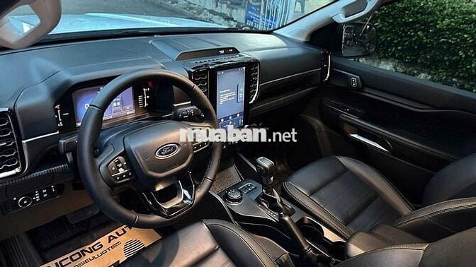 Ford Ranger 2024 Sport 4X4 AT siêu lướt 6000 km