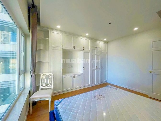 Bán Căn hộ tại Diamond Island tháp Brilliant view sông 3PN 180m2