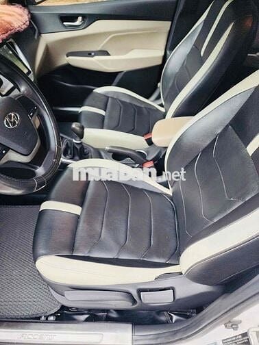 Hyundai Accent 2019 1.4 MT Base - 70000 km