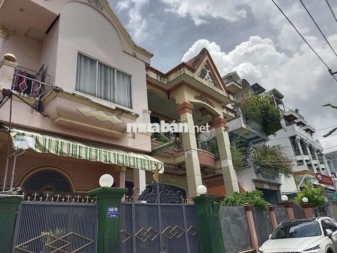 Nhà 68M2 Mới Đẹp, Xe Hơi Vào Nhà, Ngay ST Emart 2