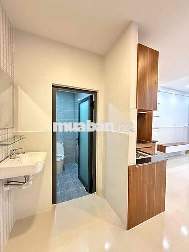 SIÊU PHẨM LK QUẬN 11 DT 4.2m x 8m 2 Tầng 4 Tỷ Nhỉn Sổ 2025
