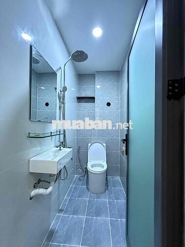 SIÊU PHẨM LK QUẬN 11 DT 4.2m x 8m 2 Tầng 4 Tỷ Nhỉn Sổ 2025