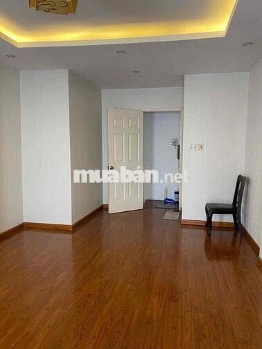 Cho thuê nhà 2 phòng ngủ hẻm ba gác, Lò Siêu P16 Q11