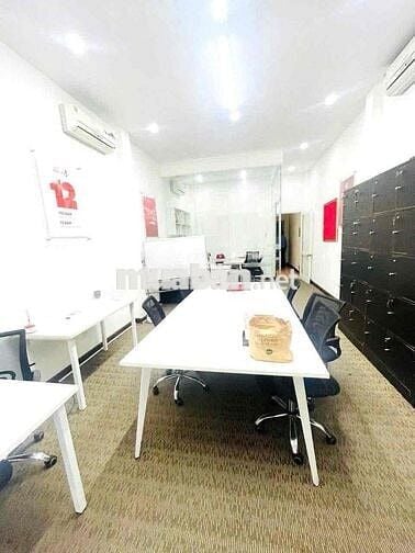 Nhà Mặt tiền Nguyễn Hồng Đào, Tân Bình (3 lầu, 6PN,6WC + 1 MBKD)
