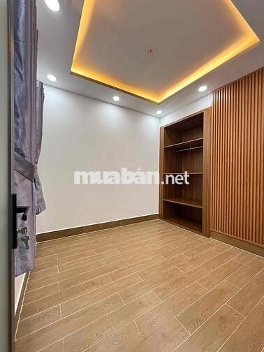 SIÊU PHẨM LK QUẬN 11 DT 4.2m x 8m 2 Tầng 4 Tỷ Nhỉn Sổ 2025