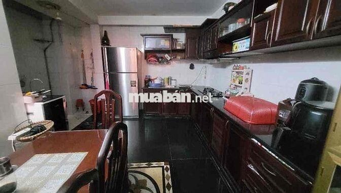 CẦN BÁN GẤP NHÀ CẠNH CHỢ PHẠM VĂN HAI GẦN 70M2 NỞ HẬU PHÁT LỘC 👉 8,2🧄