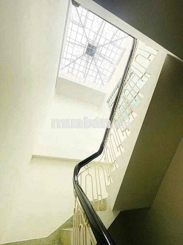 Nhà Mặt tiền Nguyễn Hồng Đào, Tân Bình (3 lầu, 6PN,6WC + 1 MBKD)