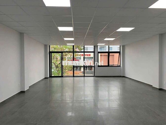 NHÀ NGUYÊN CĂN 3 TẦNG 7X18M TRỐNG SUỐT 3WC TIỆN SETUP LÀM VP, DẠY HỌC