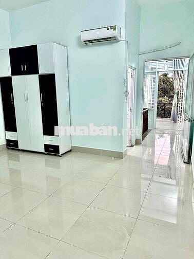 CHO THUÊ NHÀ FULL NỘI THẤT,P.LINH TÂY,GẦN PHẠM VĂN ĐỒNG,CHỢ THỦ ĐỨC