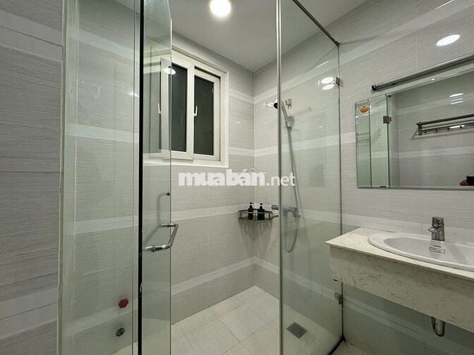 Trống lại 1PN tách bếp, Cửa sổ, 40m2, full nội thất, bếp rộng, sang