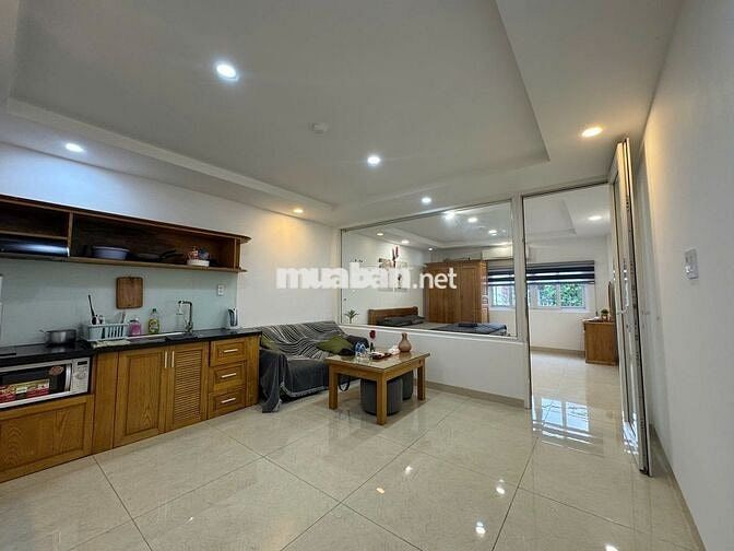 Trống lại 1PN tách bếp, Cửa sổ, 40m2, full nội thất, bếp rộng, sang