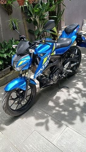 CẦN BÁN XE SUZUKI GSX 150S MỚI 99%, CHÍNH CHỦ,ODO 3.800 KM