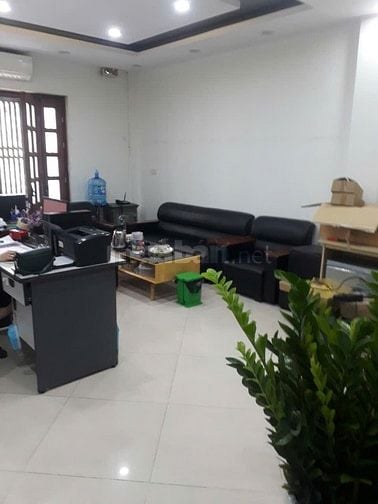 Cho thuê Văn phòng diện tích nhà 25m²/sàn 200m², tầng 2, có thang máy,