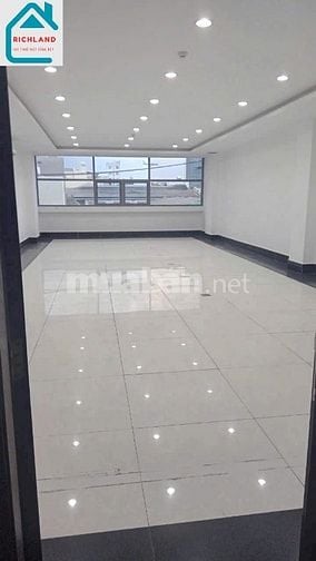 Cho thuê nhà mặt tiền Nguyễn Văn Lượng, P.17, Q.Gò Vấp + DT: 6m x37m