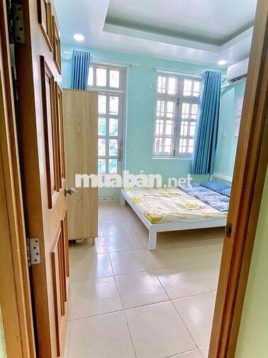200m ra Q1 - Studio có ban công Nguyễn Đình Chiểu