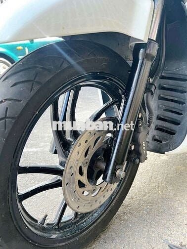 Đổi xe nên cần ra đii em nó