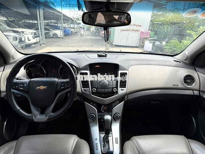 CRUZE 1.8LTZ 2015 TỰ ĐỘNG ,CHUẨN 9 VẠN BH 1 NĂM