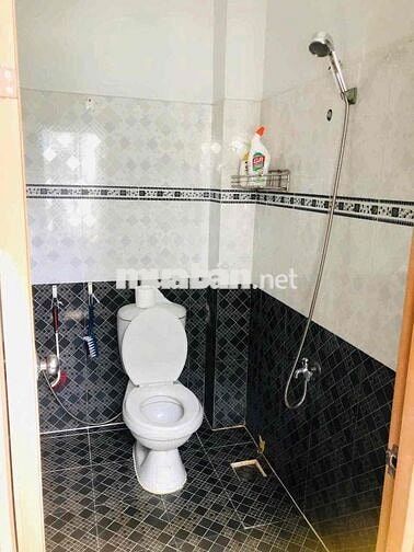 Nhà LÊ VĂN QUỚI [4x16, 1lầu, 2pn, 2toilet] Nội thất đầy đủ